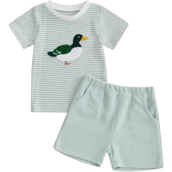 Boutique Other - Mallard Duck Short Sleeve Top & Shorts Embroidered Outfit NEW